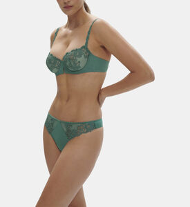 حمالة صدر نصف كوب مطرزة من ساغا