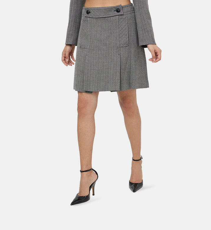 تنورة جيمي هيرينجبون القصيرة