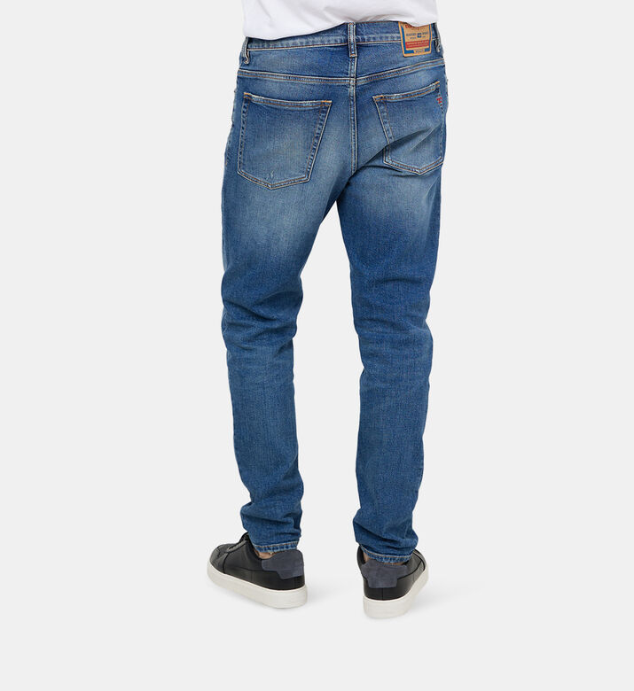 جينز يضيق نحو الاسفل دي-فينينغ 2005 09h45