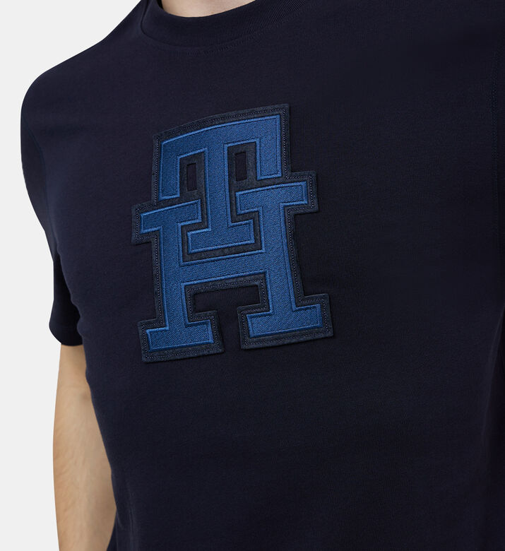 تيشيرت قطن مزين بنقشة أحرف العلامة