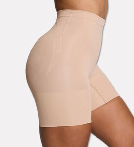 Spanx Seamless Mid-thigh Shaper, Nude, M, Model View