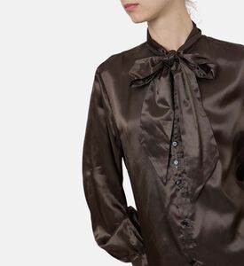 قميص بأكمام طويلة وربطة عنق فسكوز