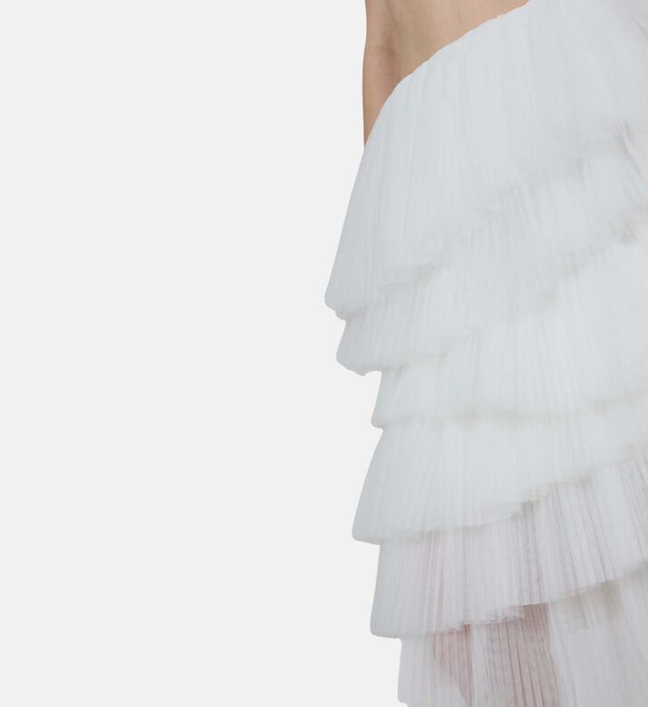 تنورة بطبقات تول