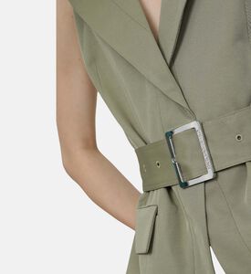 جيليه سفاري بخصر مطوّق ومشدود