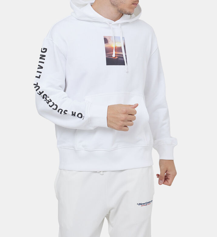 سترة قطنية بغطاء رأس بطبعة غرافيك