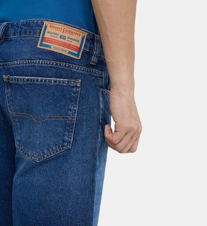 Slim-fit 5-pockets Denim Shorts