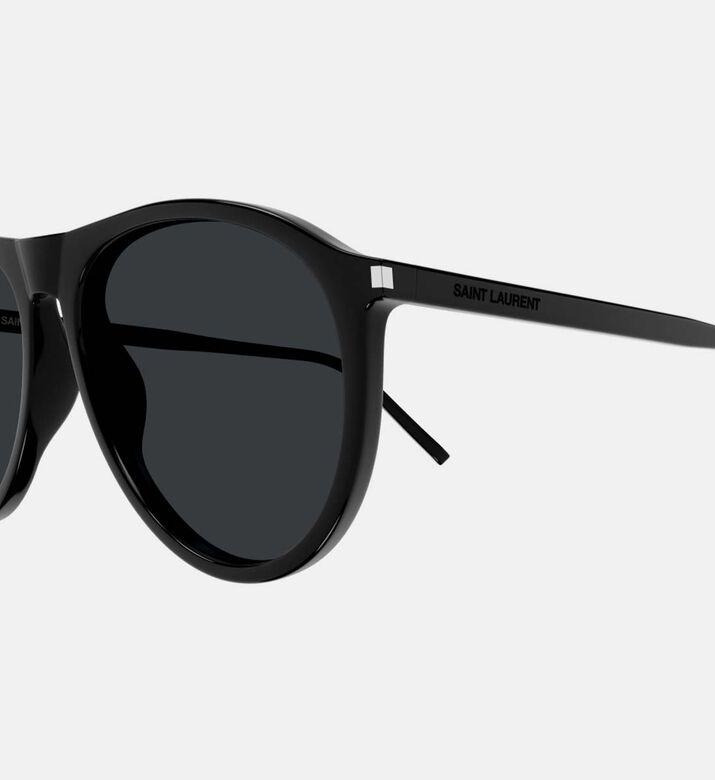 Classic Pilot-style Sunglasses 56