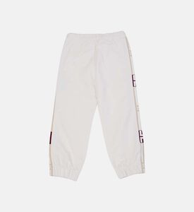 بنطال بقصة عادية بتطريز شعار