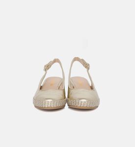 حذاء بكعب ويدج مغلق من الأمام