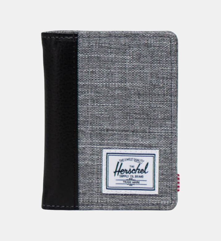 Raven Crosshatch Pebbled Vegan Leather Spine Passport Holder
