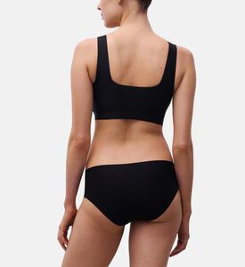 Chantelle Bra, Black, L, Model View