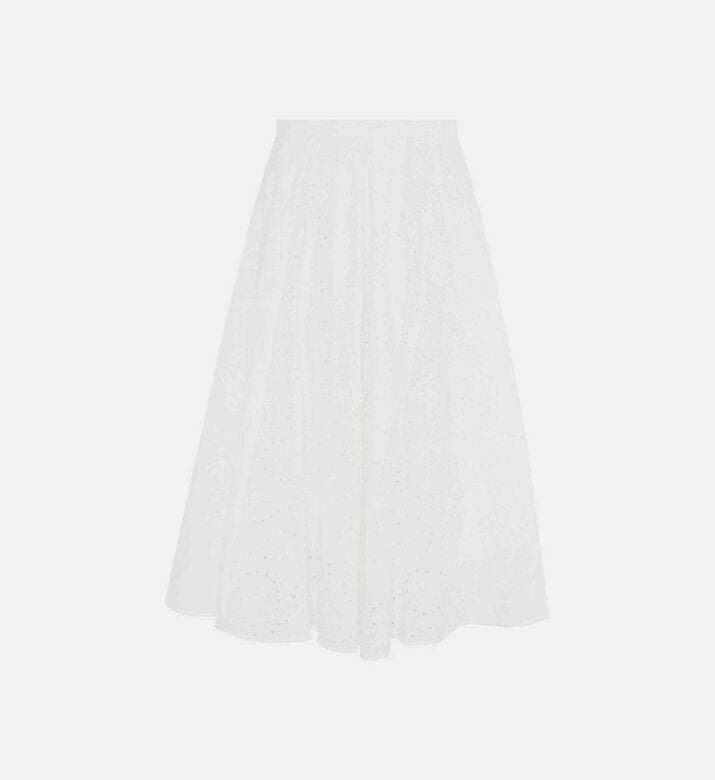 تنورة مرقعة بتطريز سانغالو تنورة مرقعة بتطريز سانغالو