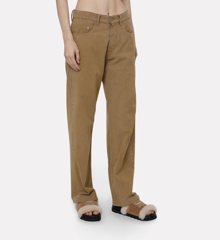 MM6 Button Closure Slip Pockets Pants, Model View