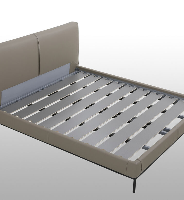 سرير كارمن ذو اللوح الأمامي من الجلد