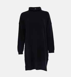 فستان قصير بياقة عالية