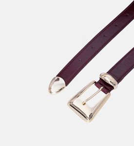 حزام معدني بحلقة وشعار محفور