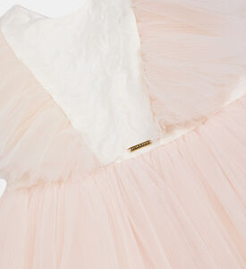 فستان بأكمام فراشة غير متماثل