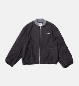 جاكيت بومبر بلوغو مطرز بملمس بارز