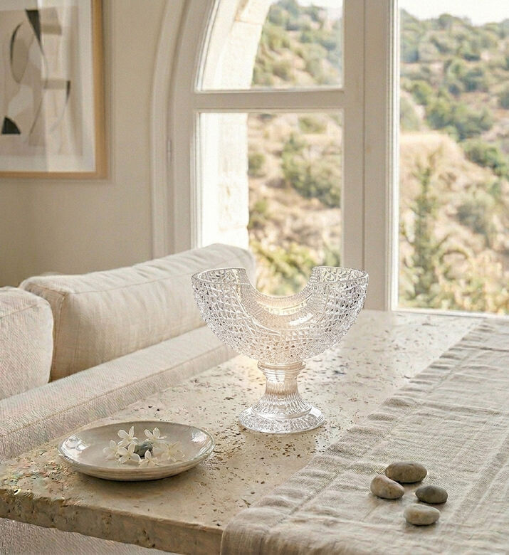 Duccio Di Segna Fantasy Clear Crystal Centerpiece, Packshot View