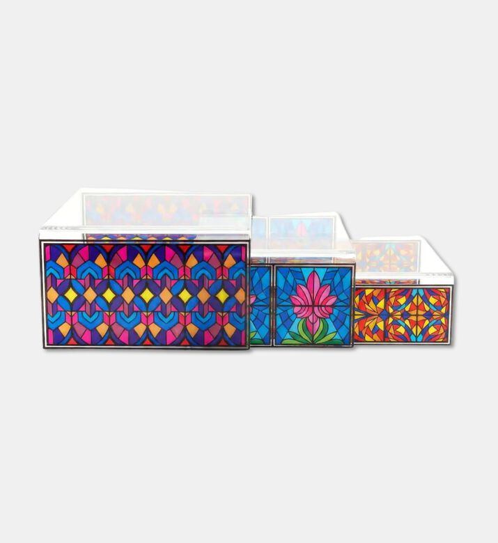 Silsal Shubbak Elevation Stands S3, Packshot View