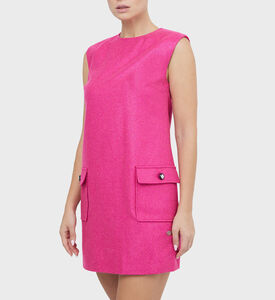 فستان قصير من الصوف بجيوب أمامية