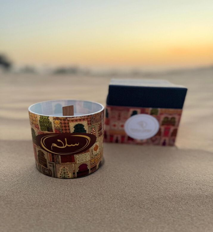 Tohfa Luxe Peace Glass Soy Wax Candle Gift Box, Packshot View