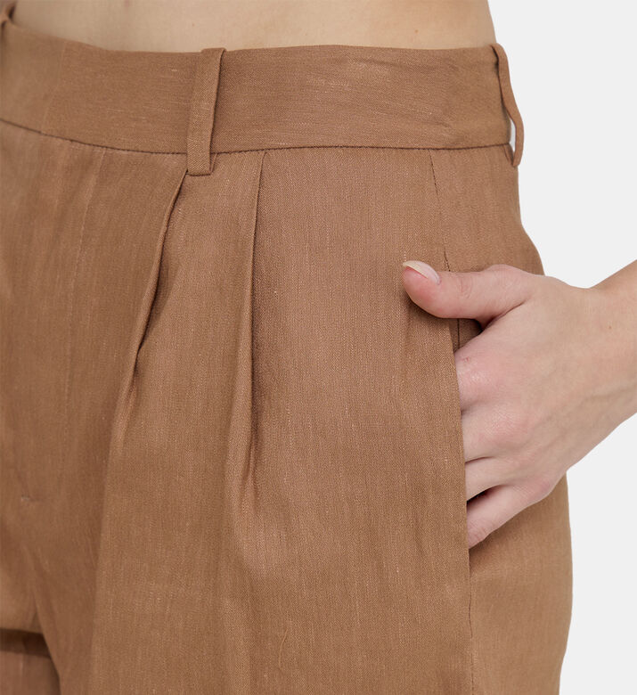 Conry Pleated Cuff Shorts