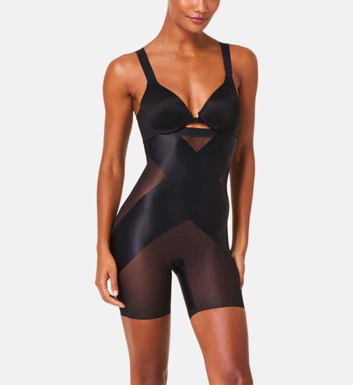 Spanx Short, Model View