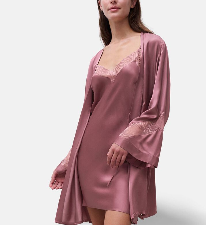 Chantelle Kimono, Model View