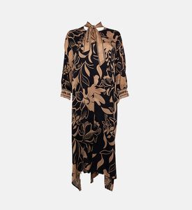 فستان طويل بحافة غير متماثلة