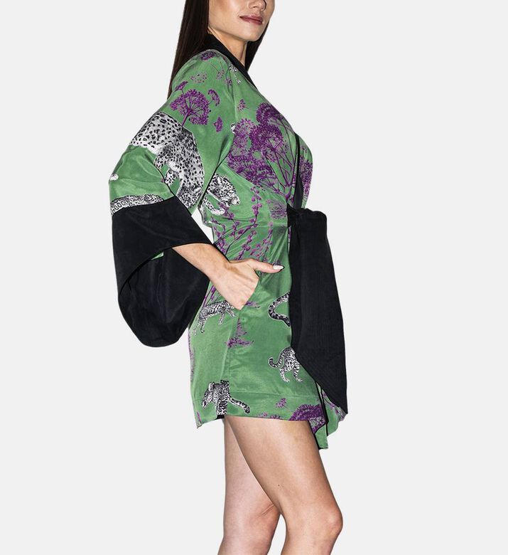 Niluu Kimon Wildesse, Model View