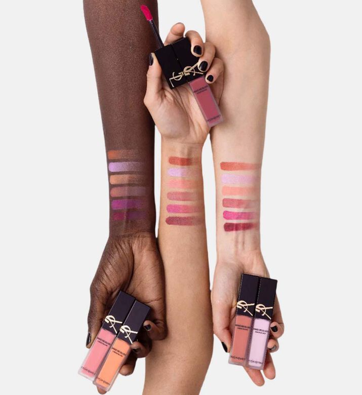 أحمر خدود سائل