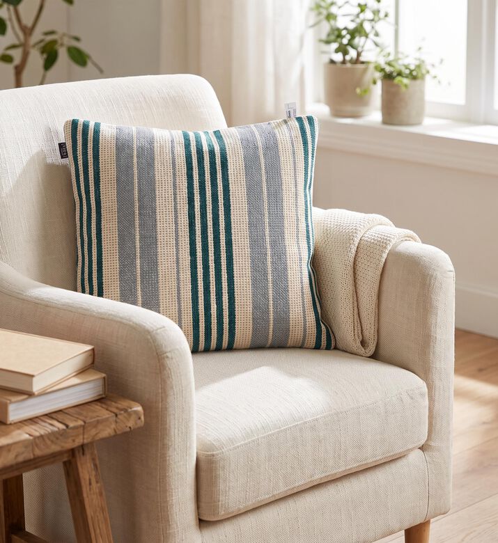Home Deco and More Apli Printed Knife Edge Pillow, Packshot View