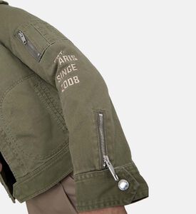 جاكيت طويل الأكمام مزين برقعة مطرزة