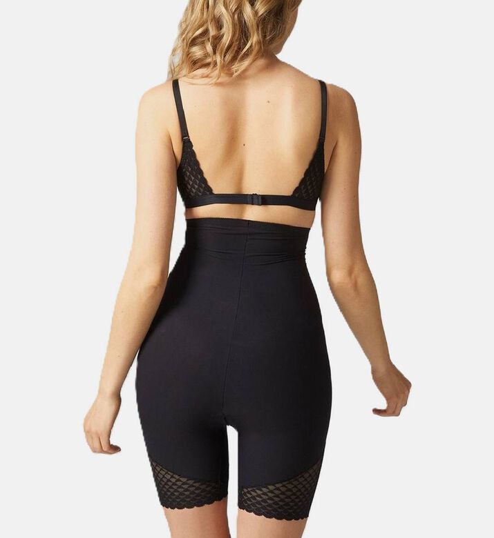 Scalloped Edges Shaper Shorts