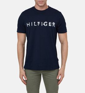 تيشيرت بأكمام قصيرة