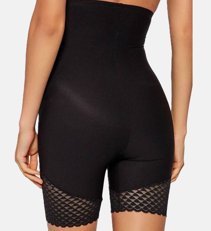 Scalloped Edges Shaper Shorts