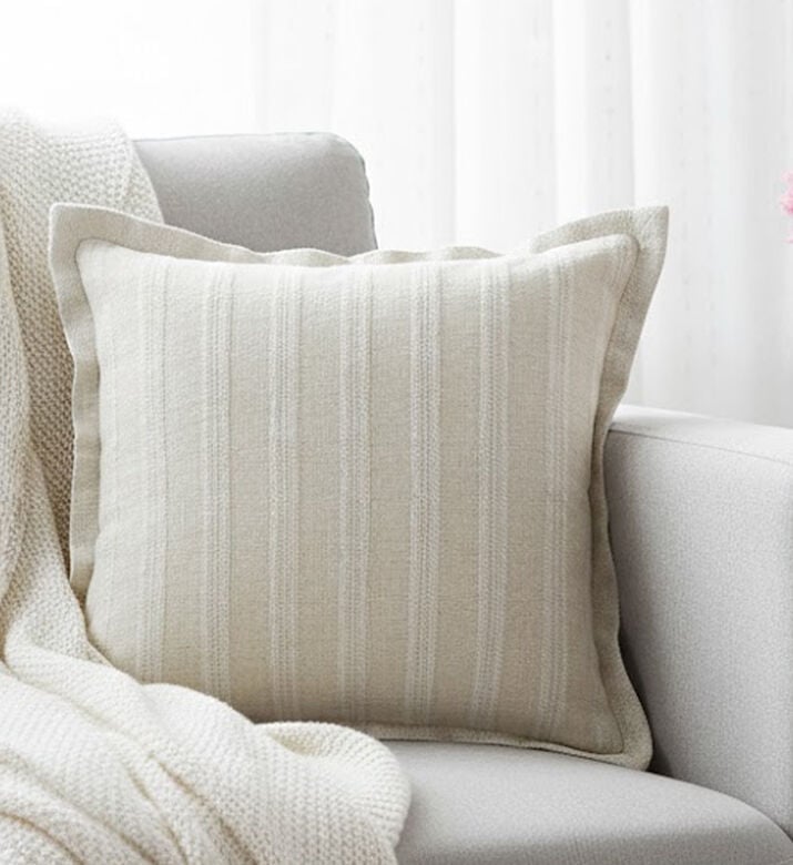 Home Deco and More Carpi Flange Two-tone Cushion, Off-white, Packshot View Home Deco and More Carpi Flange Two-tone Cushion, Off-white, Packshot View