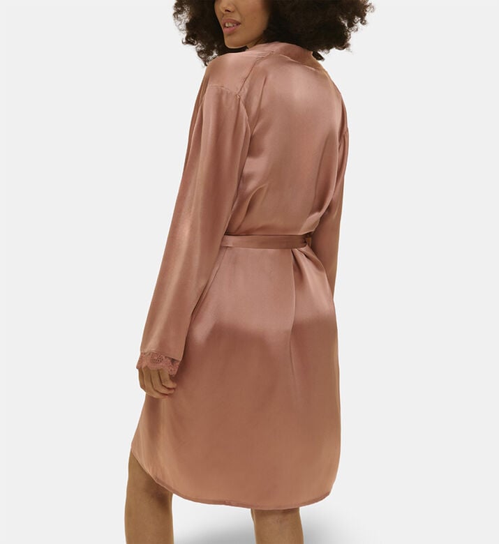 Simone Perele Kimono, Model View