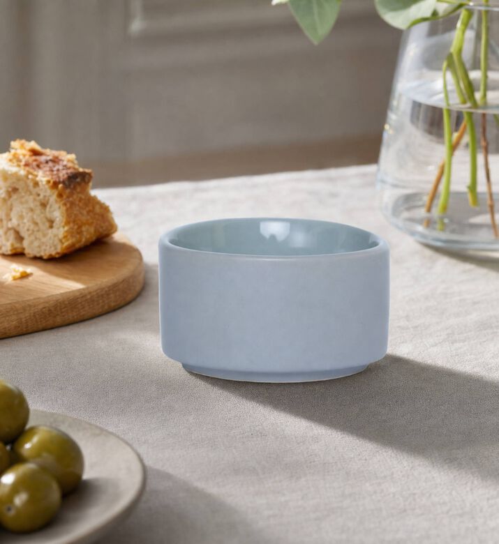 Blomus Mio Small Stoneware Serving Bowl, Model View
