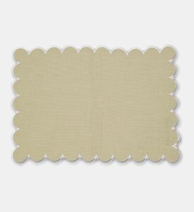 Home Deco and More Adelina Scalloped Design Table Mat, Green, Packshot View
