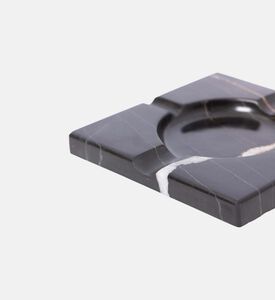 منفضة سجائر رخامية بلمسة لامعة