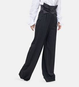 بنطال مشد بأرجل واسعة وخصر عالي