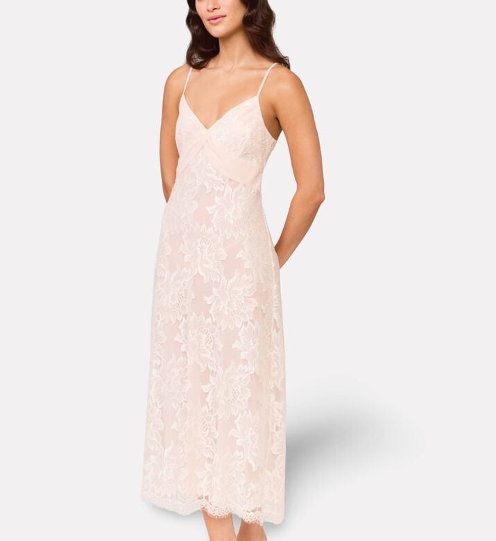 Rya Nightdress Royale, Model View