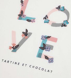 باقة من البلوزات القطنية الرومانسية