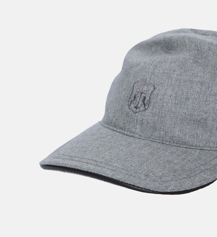 Curved Brim Baseball Cap
