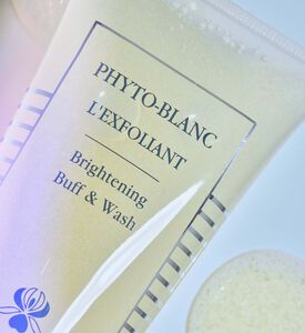 Phyto-blanc Brightening Buff Wash Gel Phyto-blanc Brightening Buff Wash Gel