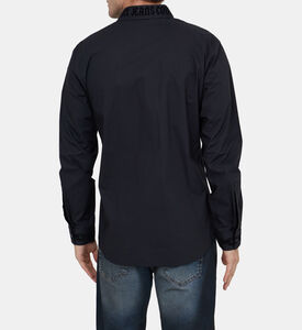 قميص بأساور بتصميم بطبعة سلسلة