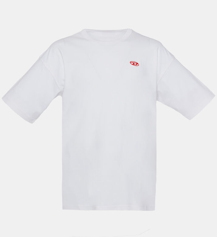 تيشيرت بياقة دائرية وشعار مطرز