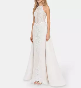 AAVVA Dress Hazar, Model View